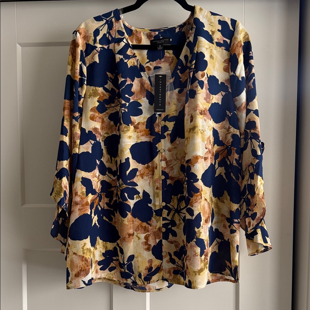 NWT Investments Woman Floral Blouse